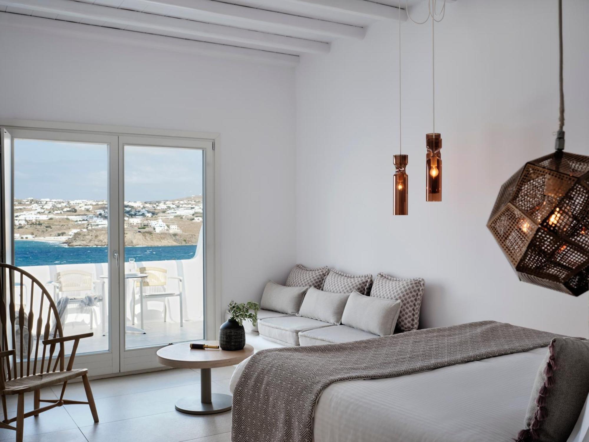Mykonos No5 Luxury & 4* Mykonos Town